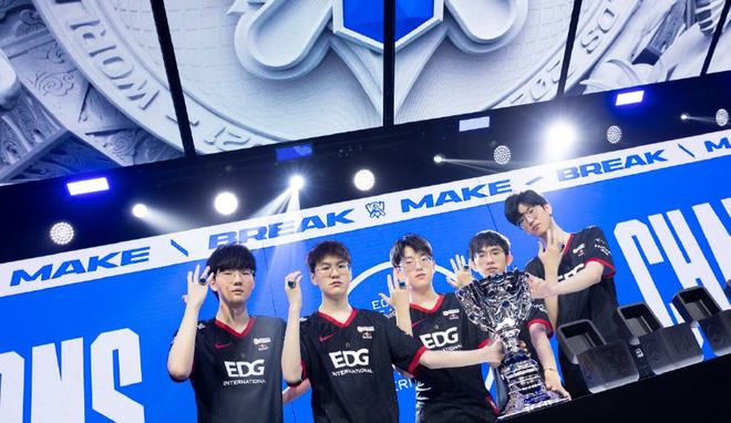 作为资深球 作为资深球