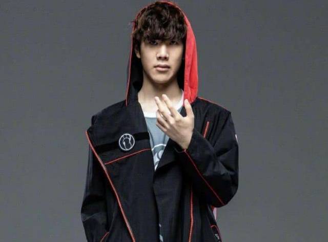 形势迅速发 形势迅速发